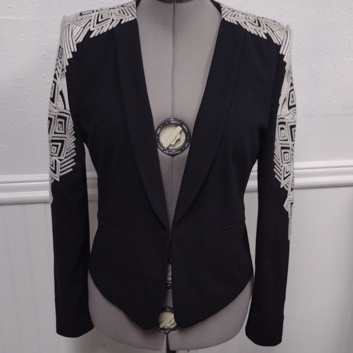 Bcbgmaxazria Black Blazer With Cream Patterned Shoulders